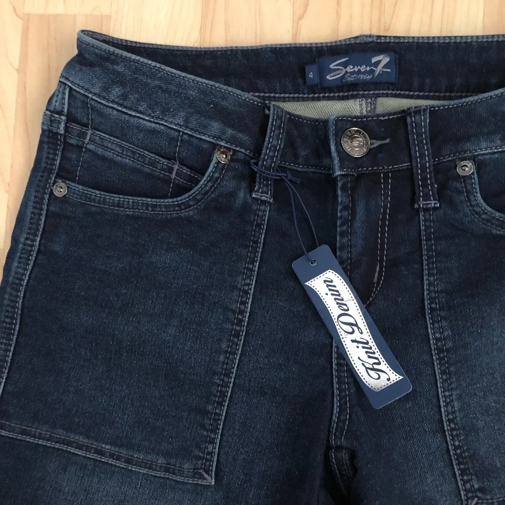 Seven 7 Denim Blue Cargo Jeans Shorts NWT - Picture 2 of 4